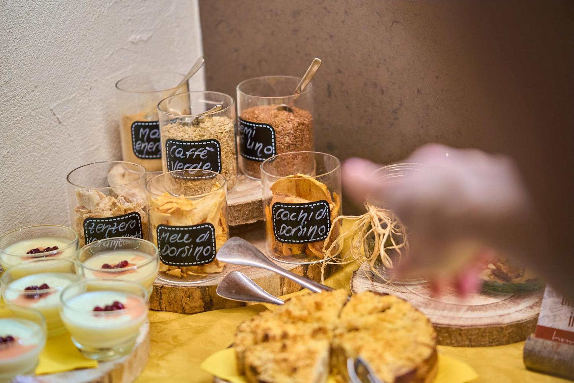Dolcevita Ambiez B&B San Lorenzo Dorsino Exteriér fotografie