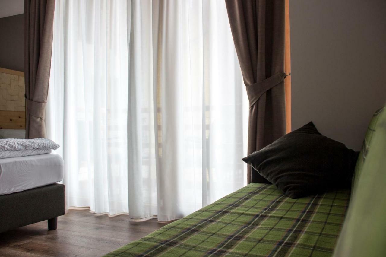 Dolcevita Ambiez B&B San Lorenzo Dorsino Exteriér fotografie